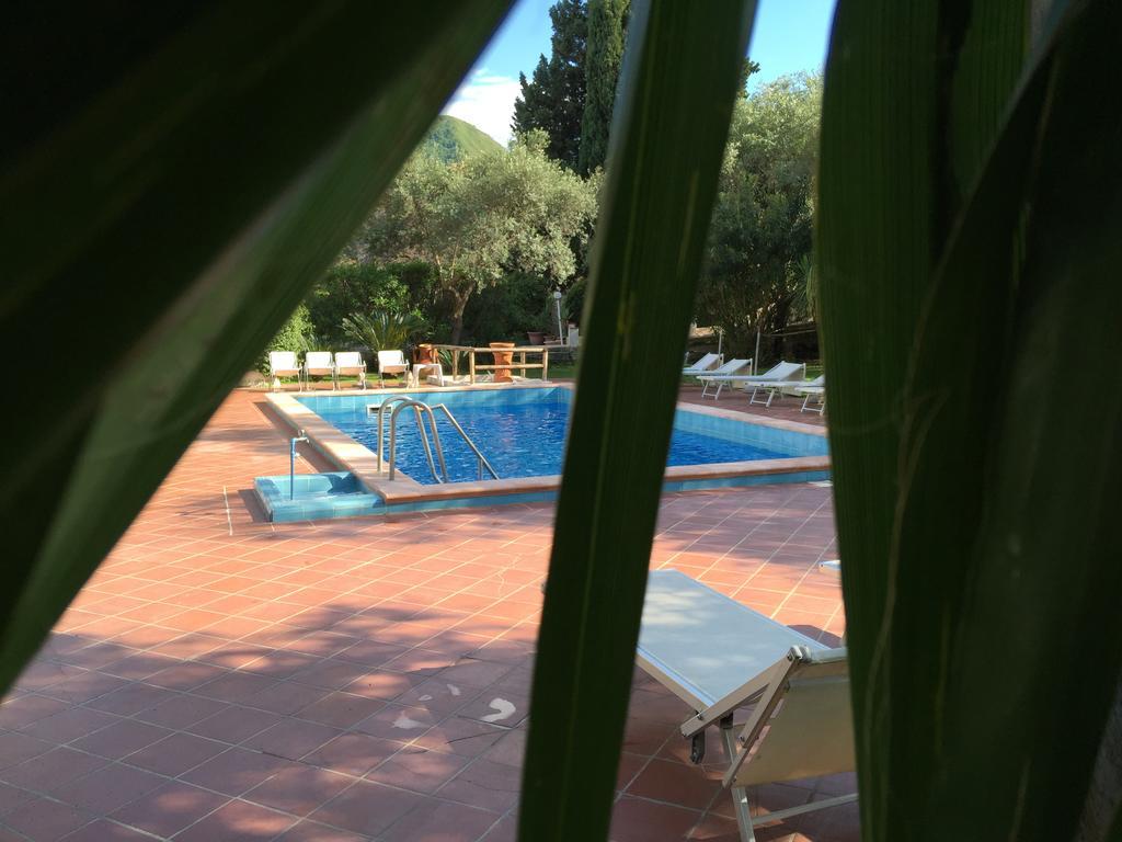 Hotel Villa Al Parco Forio  Bagian luar foto