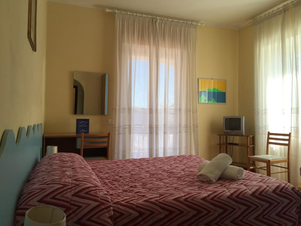 Hotel Villa Al Parco Forio  Bagian luar foto